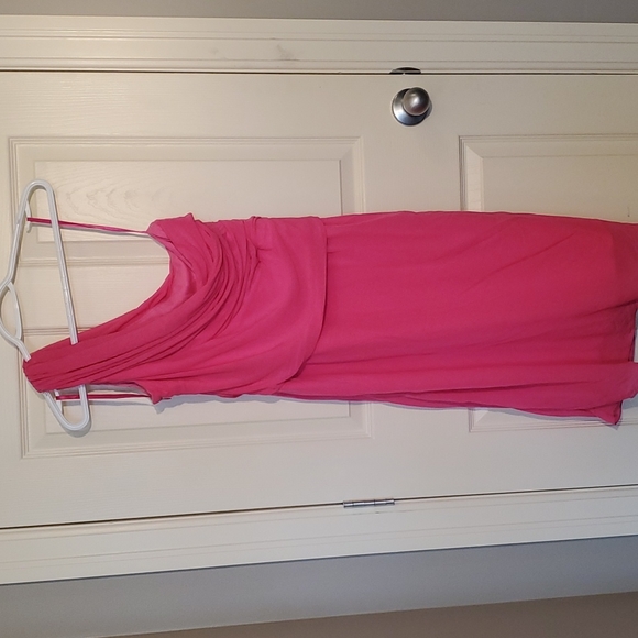 Le Chateau Dress - Picture 3 of 4